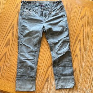 Women’s Rock Revival Horis Crop. Size 28